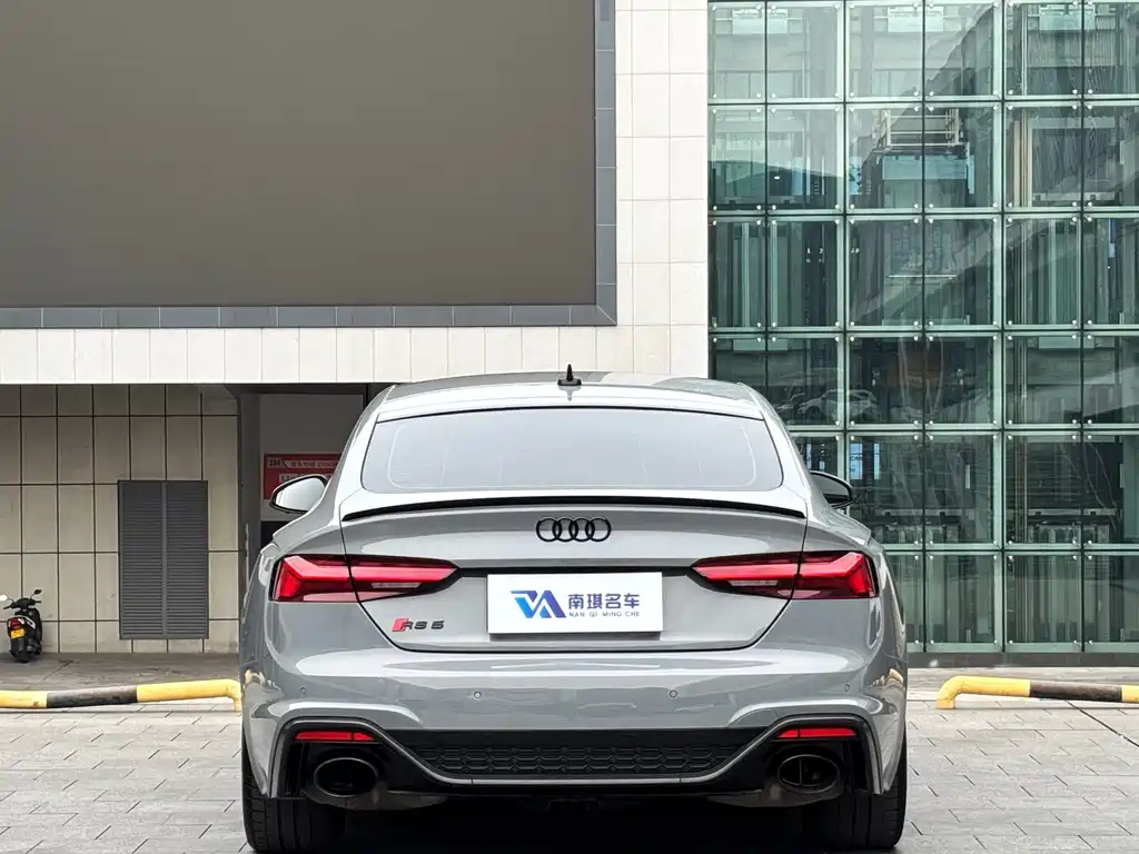 Audi RS 5 2022 — фото 5