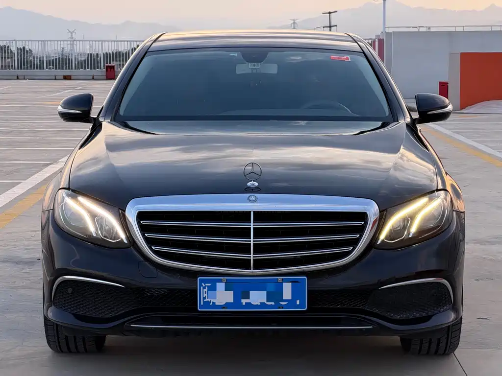 Mercedes-Benz E-Class 2018