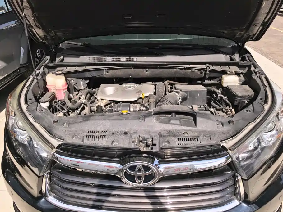 Toyota Highlander 2017 — фото 10