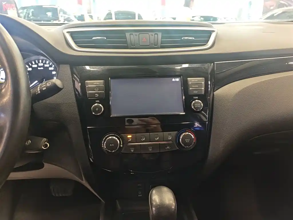Nissan Qashqai 2018 — фото 13
