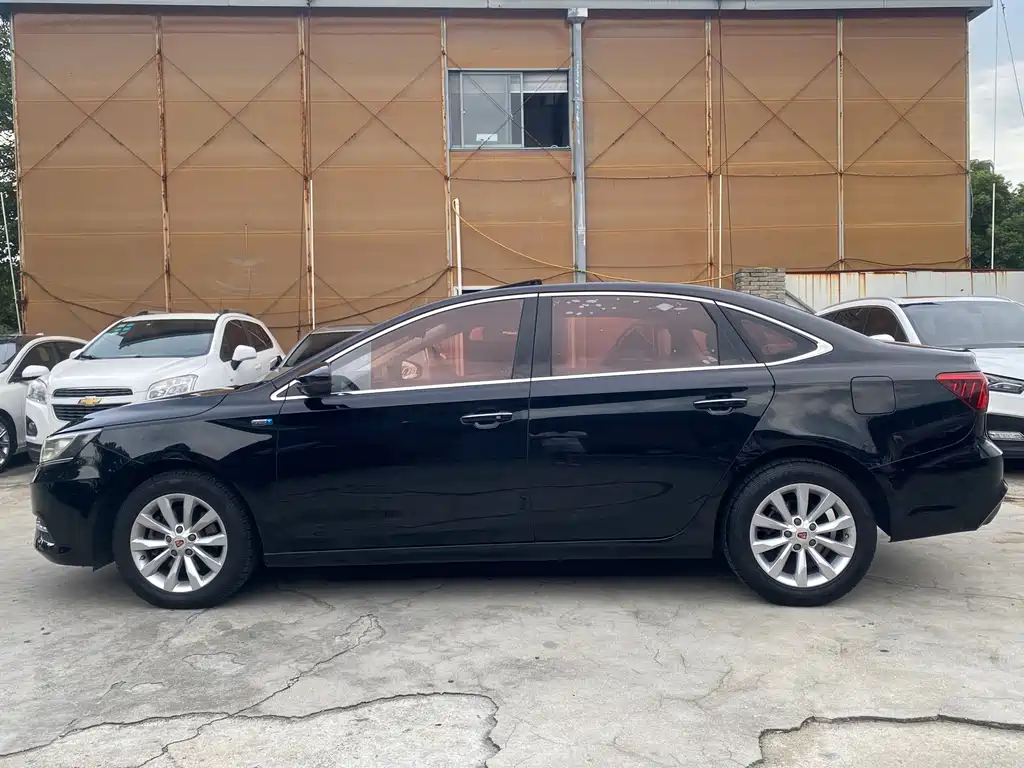 Roewe i6 Classic 2017 — фото 12