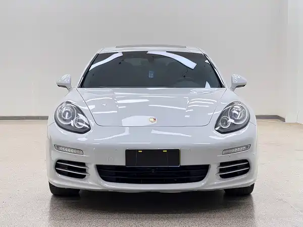 Porsche Panamera 2014