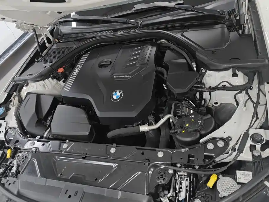 BMW 3 Series 2022 — фото 10