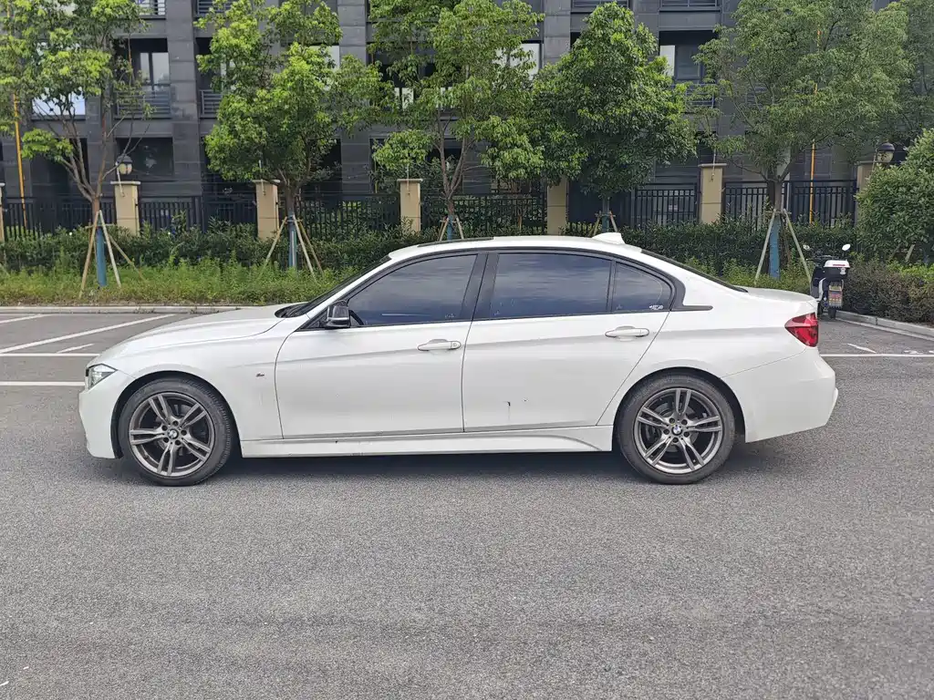 BMW 3 Series 2018