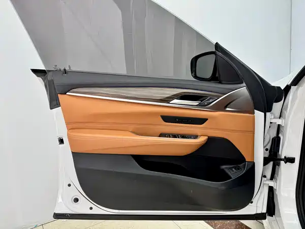 BMW 6 Series GT 2019