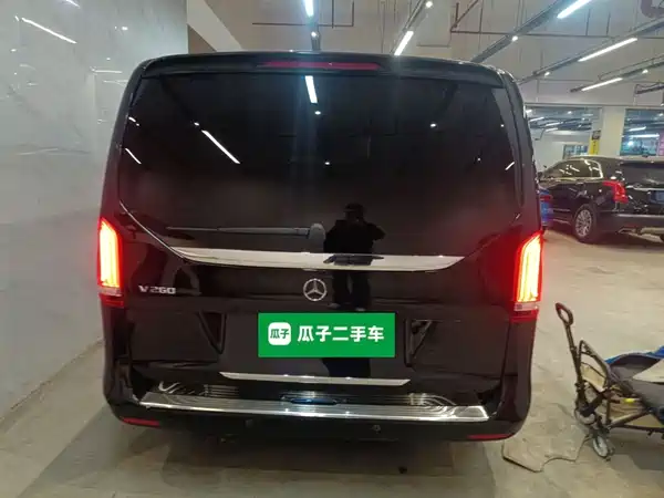 Mercedes-Benz V-Class 2020