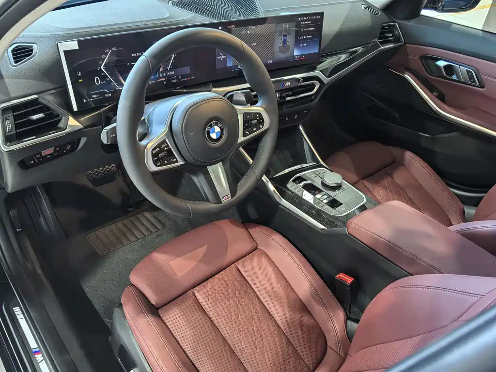 BMW 3 Series 2023 — фото 19