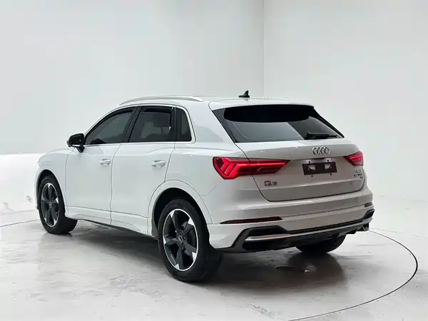 Audi Q3 2023