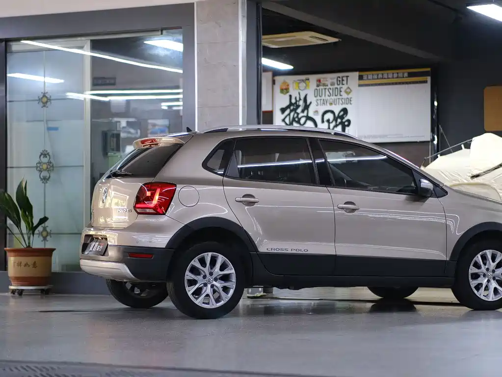 Volkswagen Polo 2015