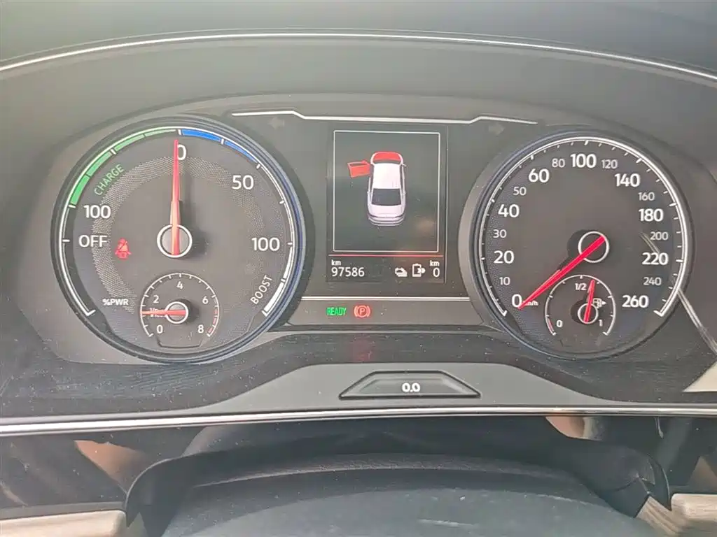 Volkswagen Passat New Energy 2020 — фото 12