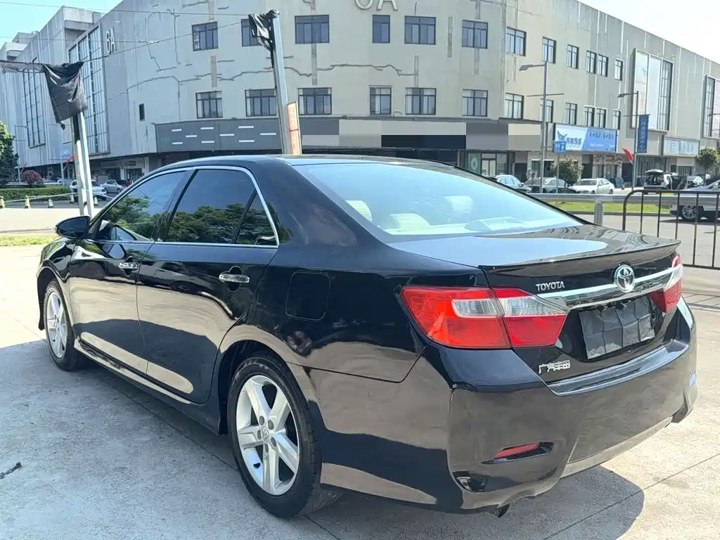 Toyota Camry 2012
