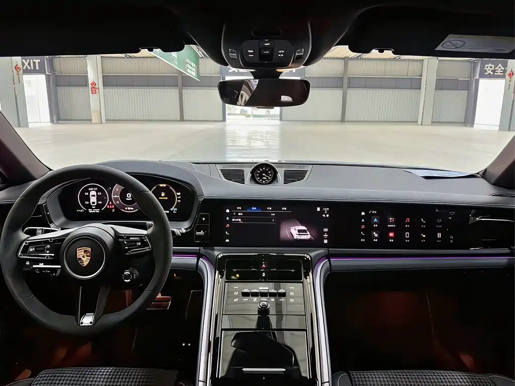 Porsche Panamera 2025 — фото 13