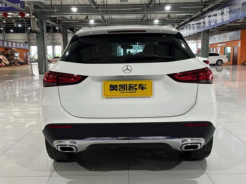 Mercedes-Benz GLA 2021