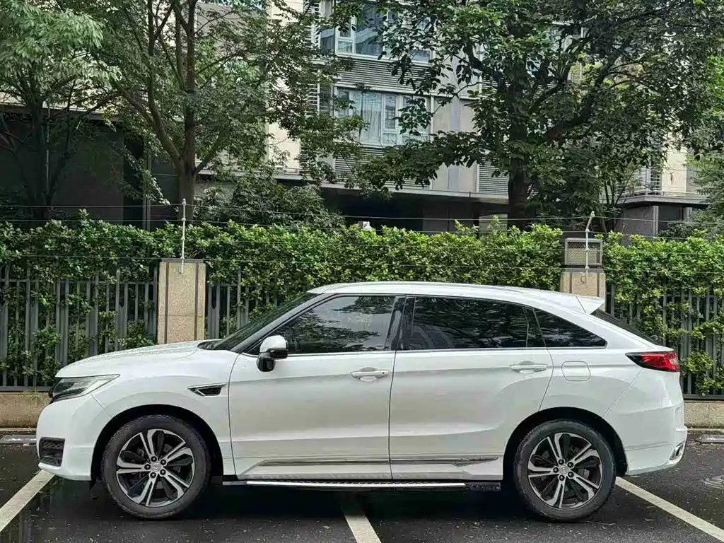 Honda UR-V 2018 — фото 2