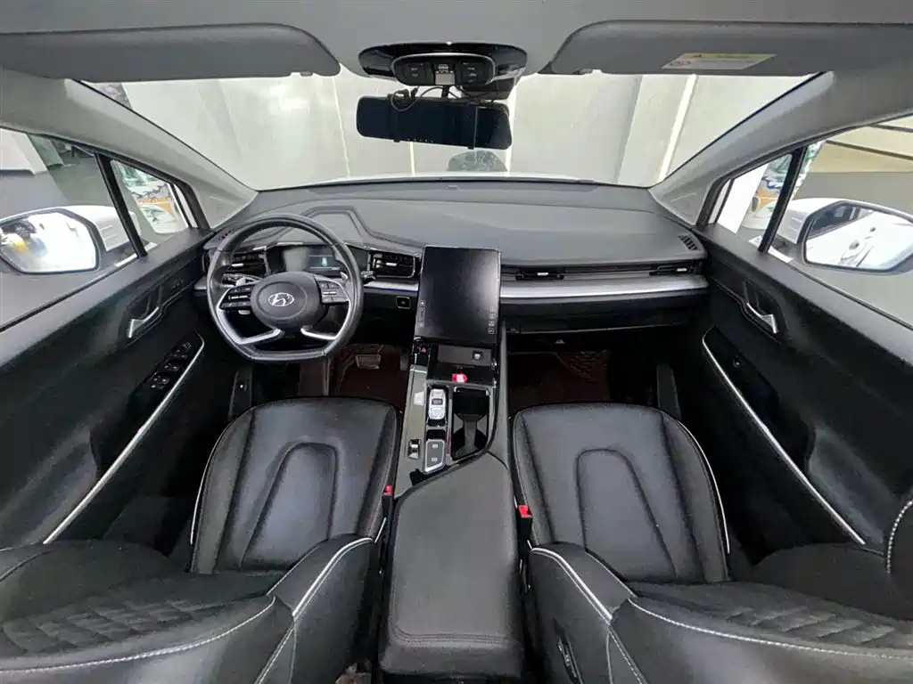 Hyundai Custo 2023 — фото 10