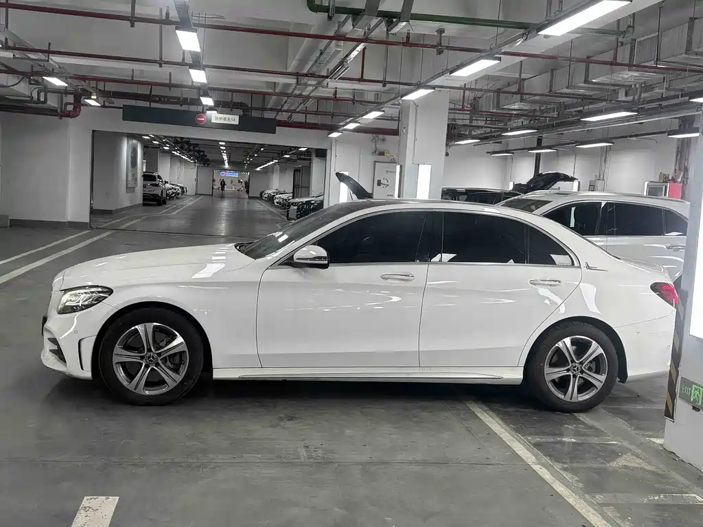 Mercedes-Benz C-Class 2021 — фото 3