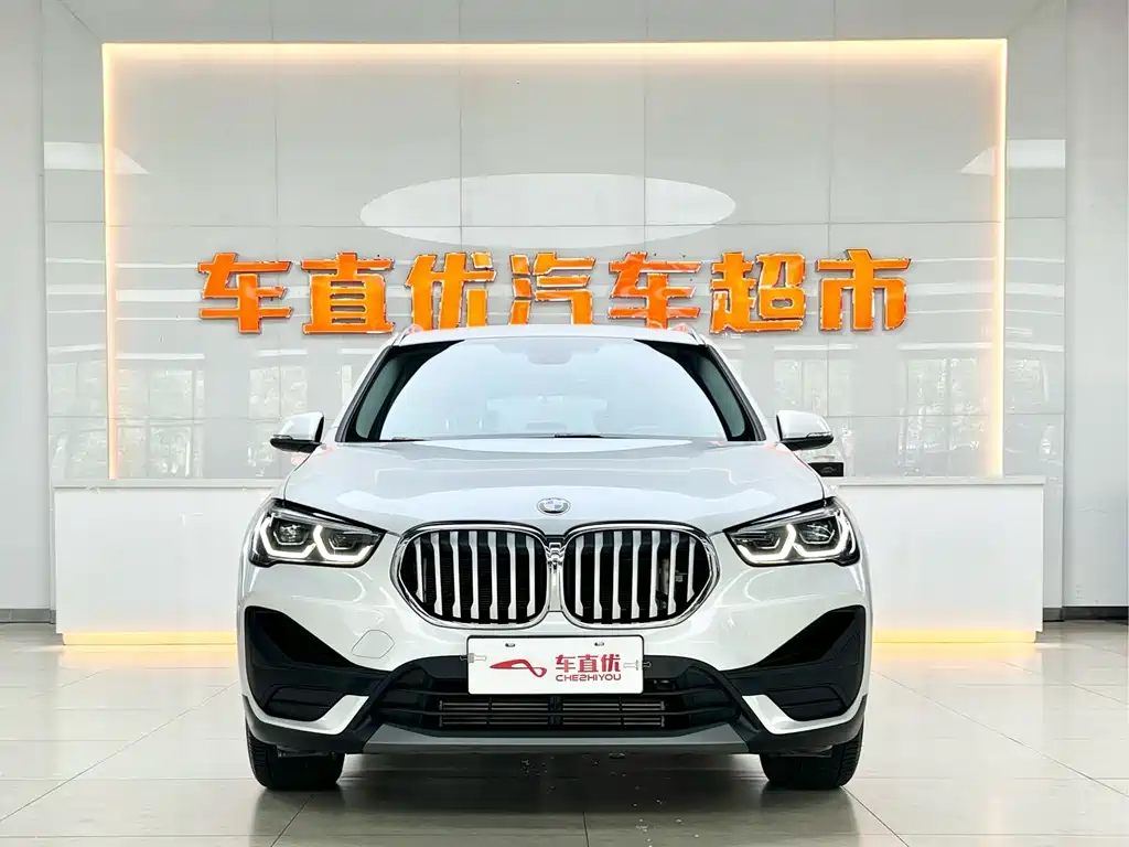 BMW X1 2021 — фото 3