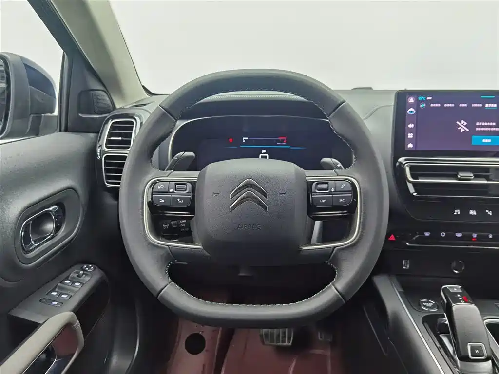 Citroen C5 AIRCROSS 2024 — фото 11