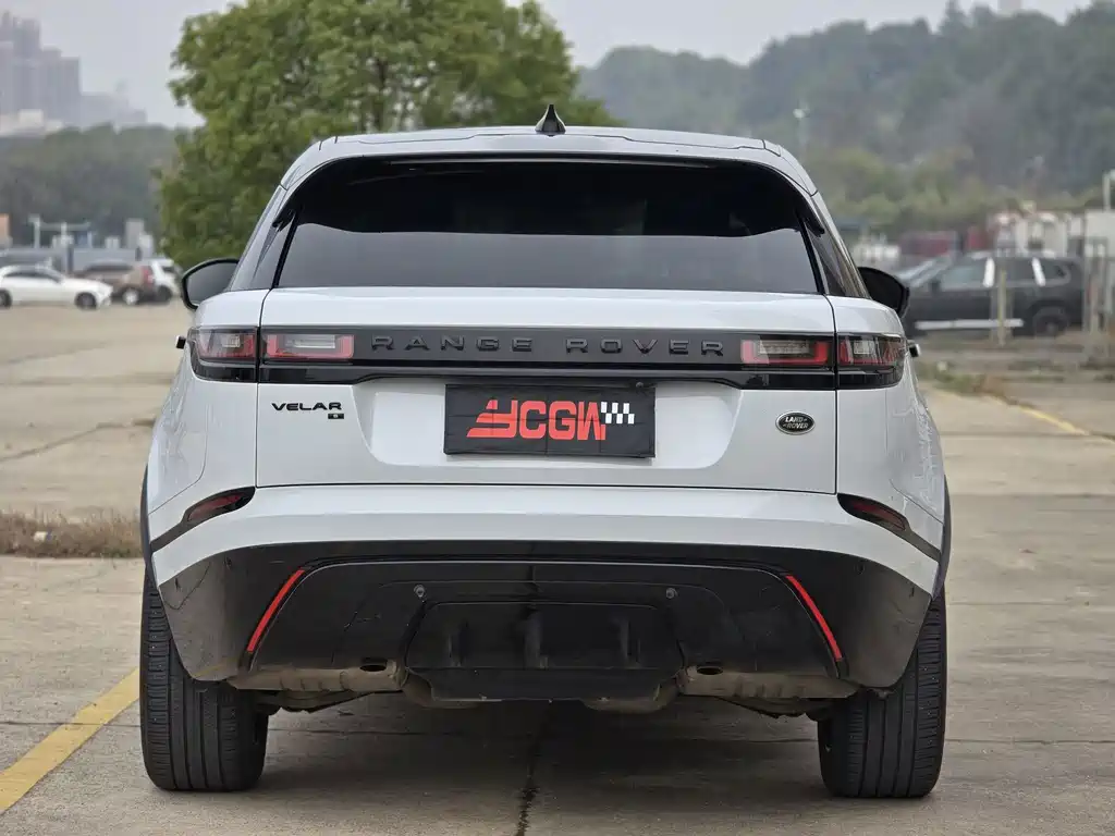 Land Rover Range Rover Velar 2022 — фото 13