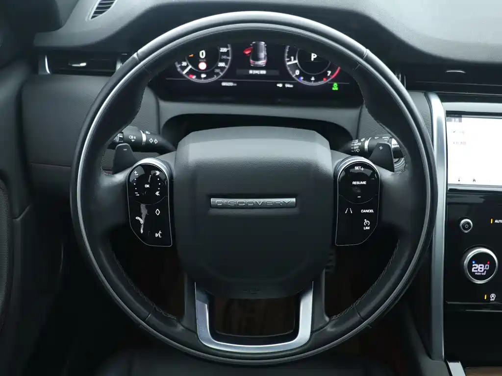 Land Rover Discovery Sport 2021 — фото 10
