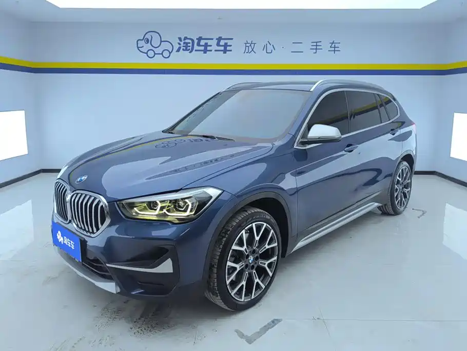 BMW X1 2022 — фото 1