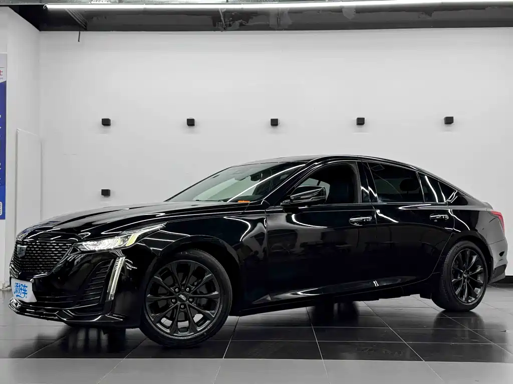 Cadillac CT5 2020 — фото 1