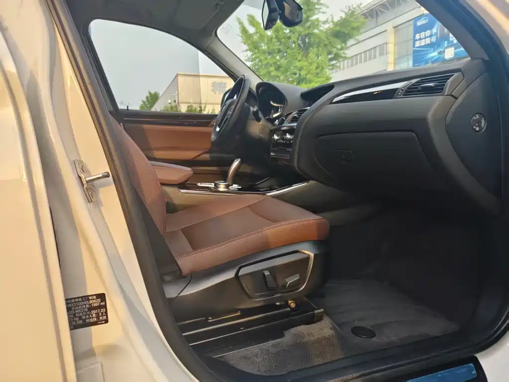 BMW X3 2017 — фото 15