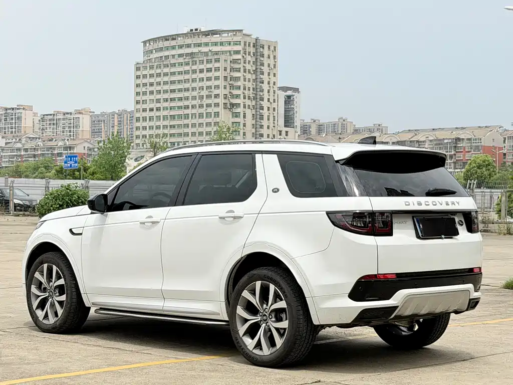 Land Rover Discovery Sport 2025 — фото 21