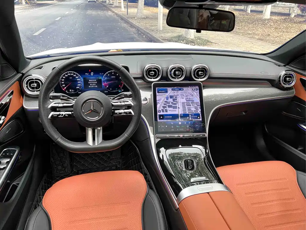 Mercedes-Benz C-Class 2024 — фото 15