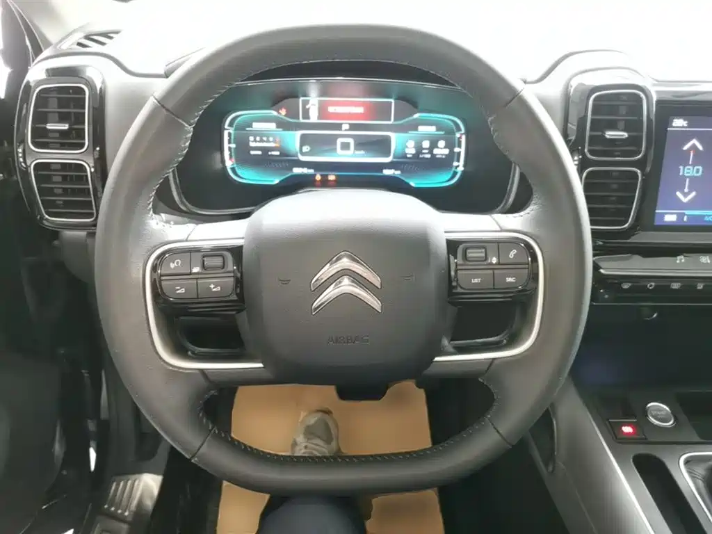 Citroen C5 AIRCROSS 2018 — фото 11
