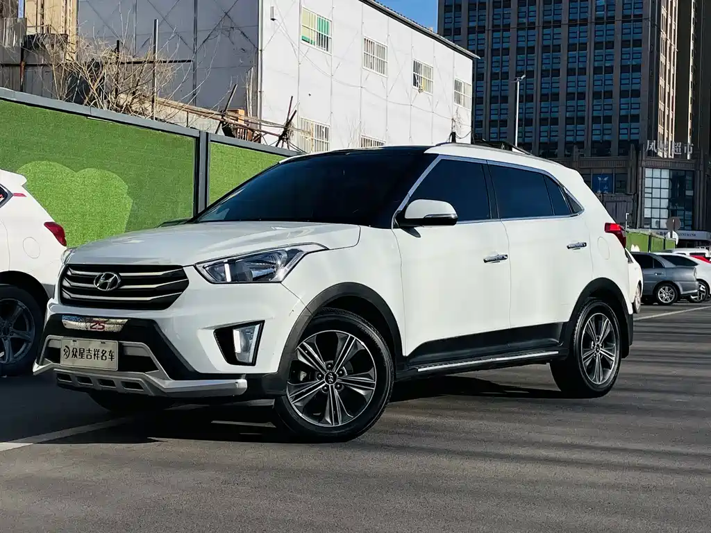 Hyundai ix25 2016 — фото 18