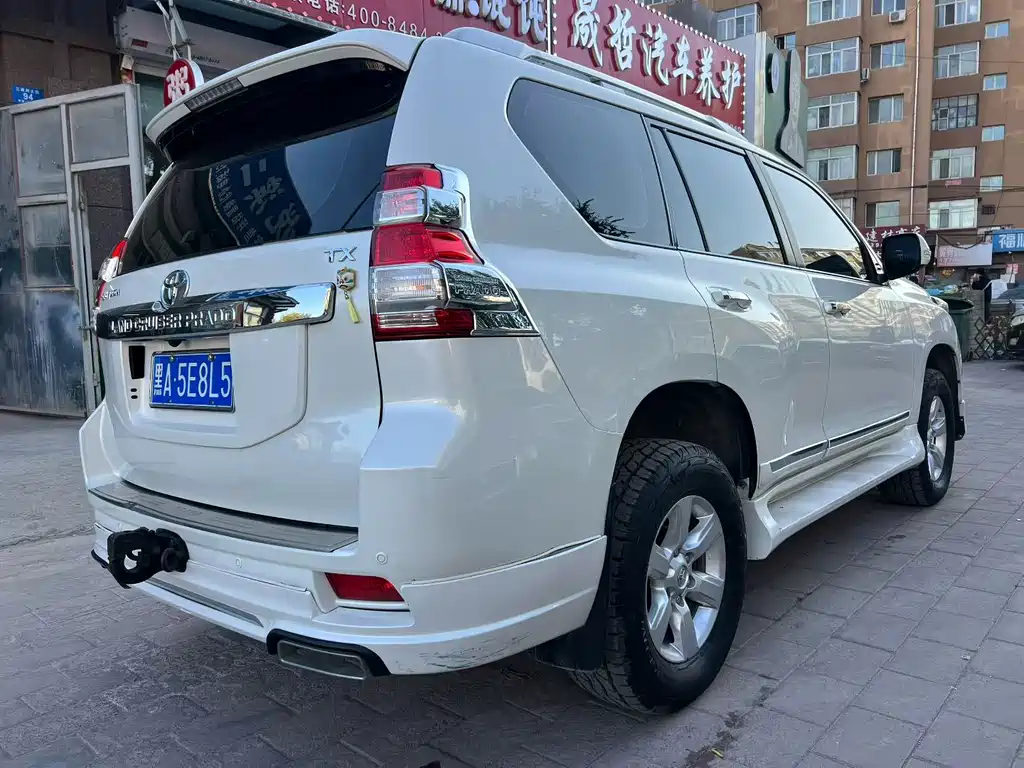 Toyota Prado 2017 — фото 4