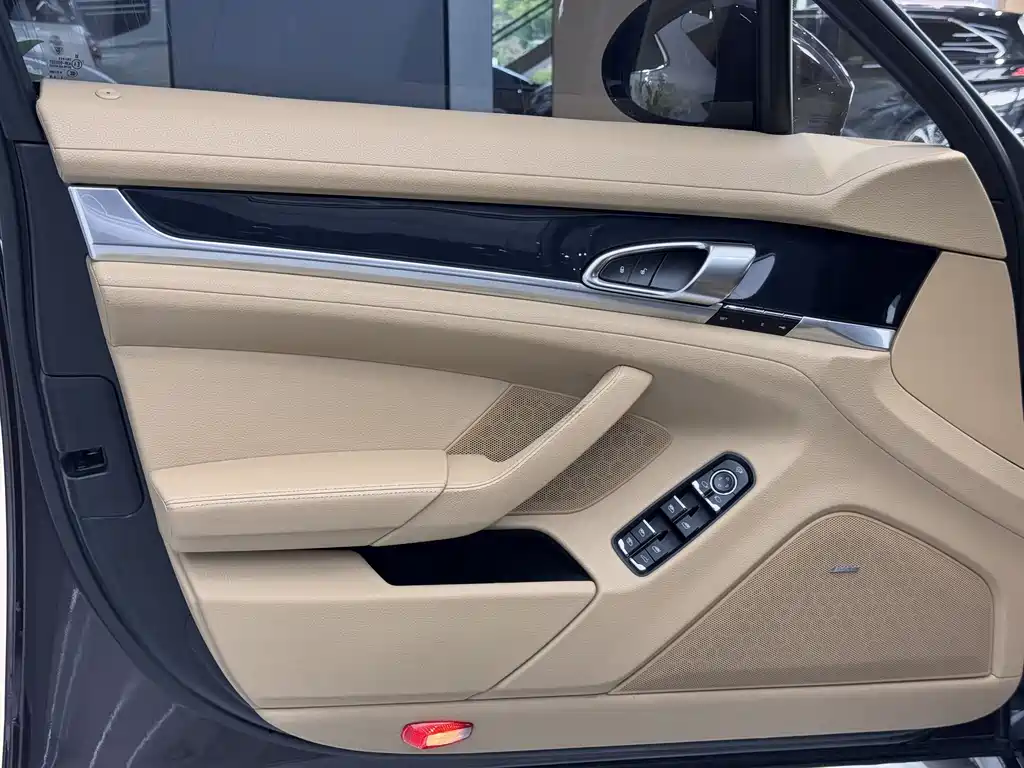 Porsche Panamera 2015 — фото 15