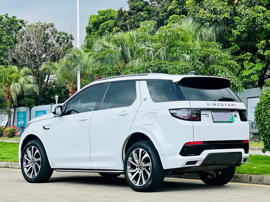 Land Rover Discover New Energy For Sports 2022 — фото 9