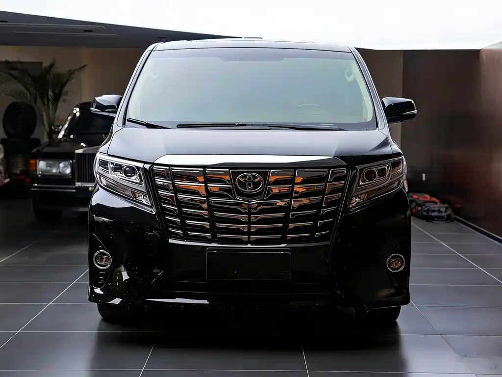 Toyota Alphard 2017 — фото 2