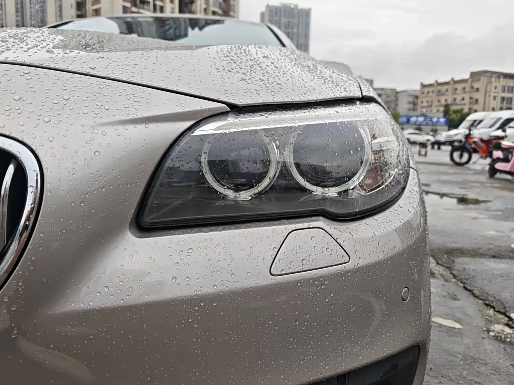 BMW 5 Series 2014 — фото 9