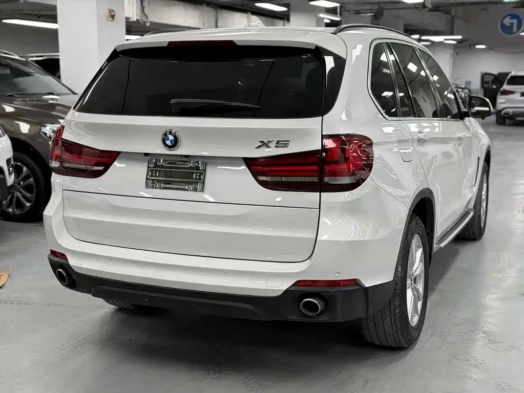 BMW X5 2015 — фото 14