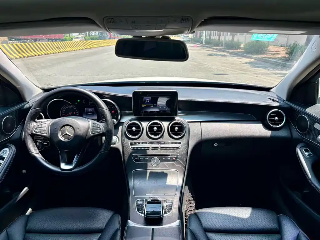 Mercedes-Benz C-Class 2015 — фото 5