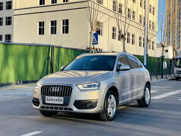 Audi Q3 2015