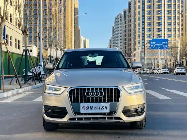 Audi Q3 2015