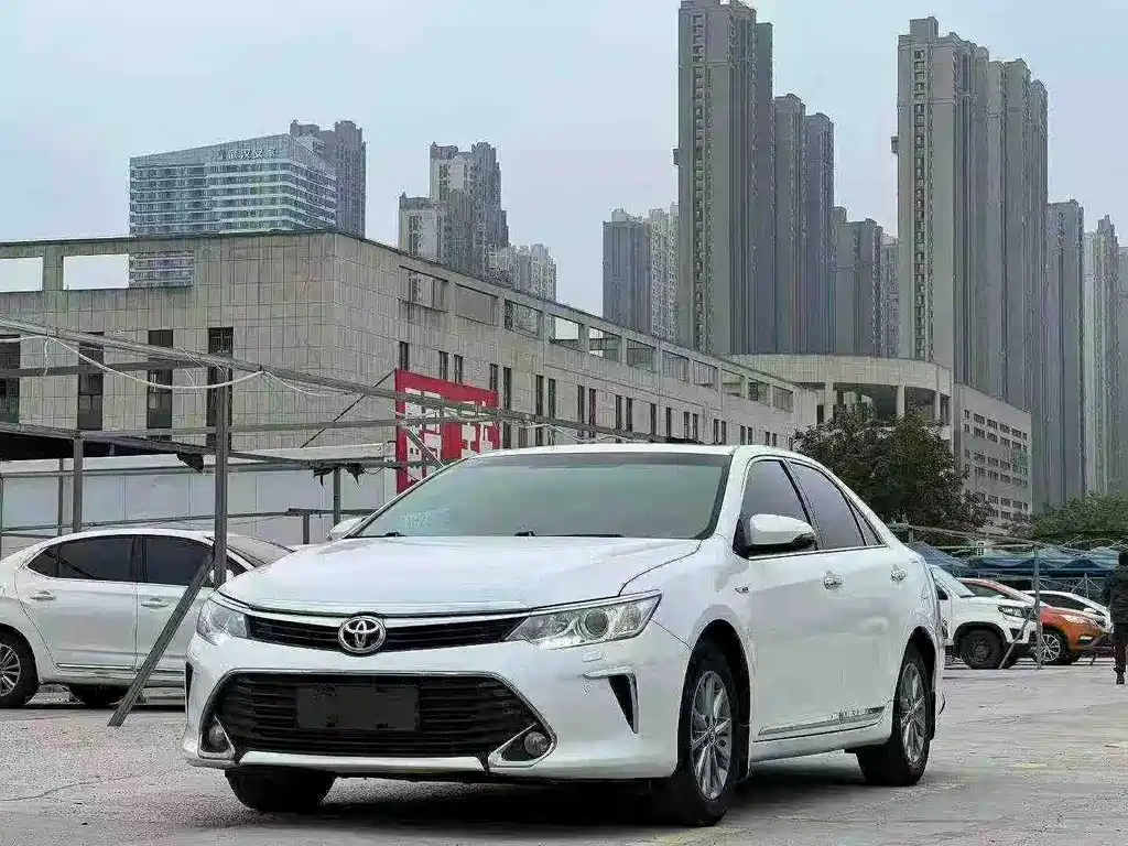 Toyota Camry 2017