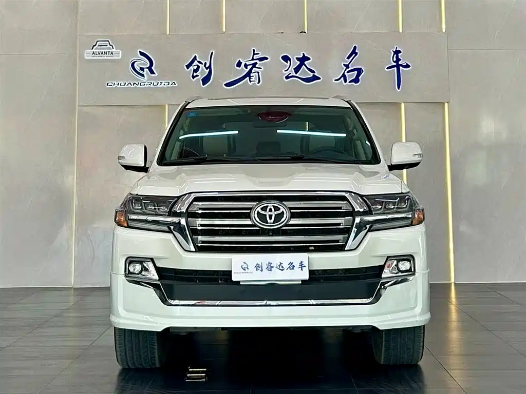 Toyota Land Cruiser 2020 — фото 2