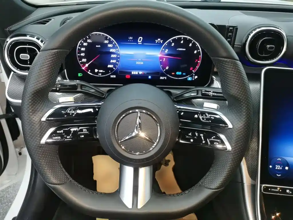 Mercedes-Benz C-Class 2022 — фото 11