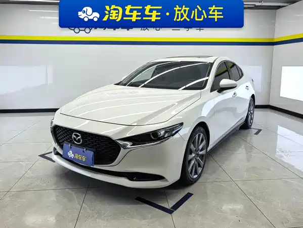 Mazda 3 Axela 2022