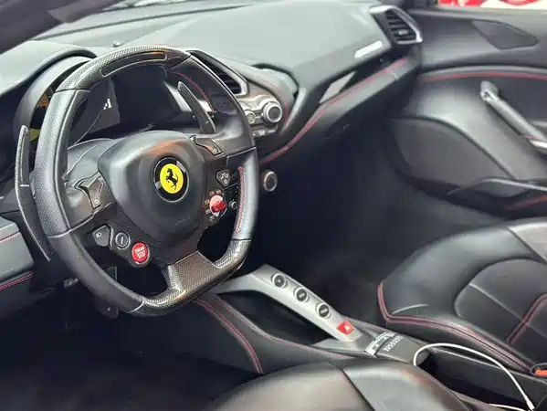 Ferrari 488 2015