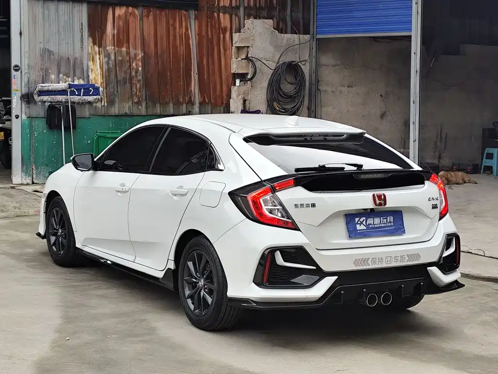 Honda Civic 2022 — фото 11