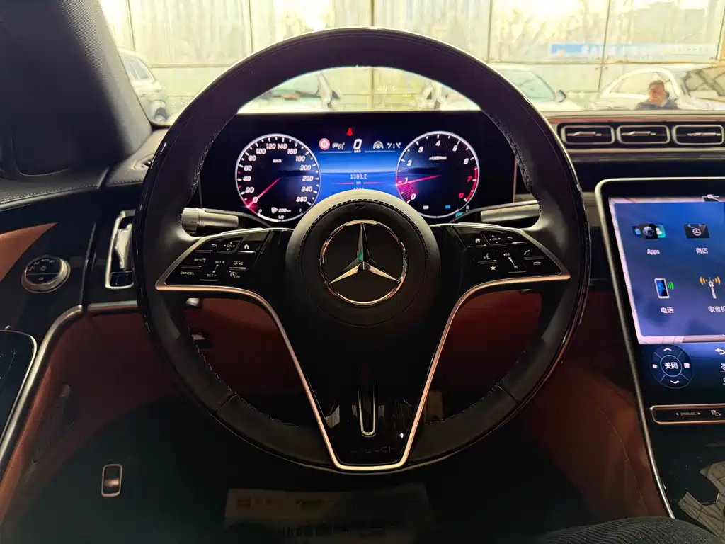 Mercedes-Benz S-Class 2024 — фото 12