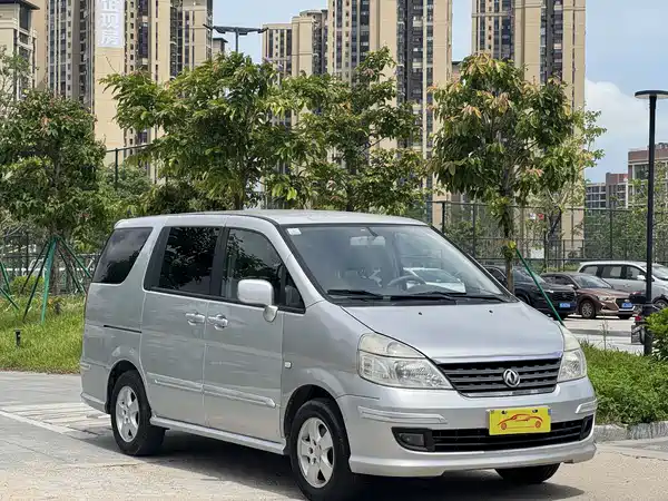Dongfeng Yuxuan 2010