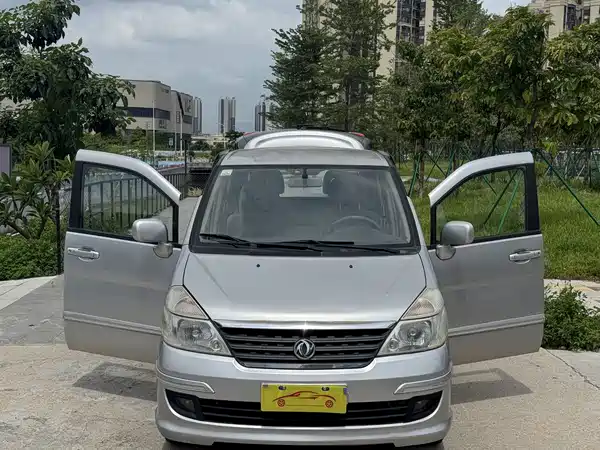Dongfeng Yuxuan 2010
