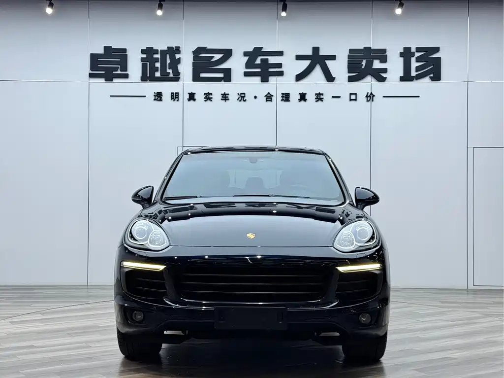 Porsche Cayenne Hybrid 2018 — фото 2